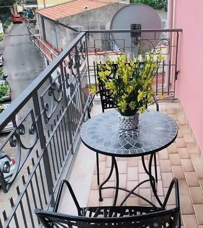 Lägenhet Le Tre Orchidee -