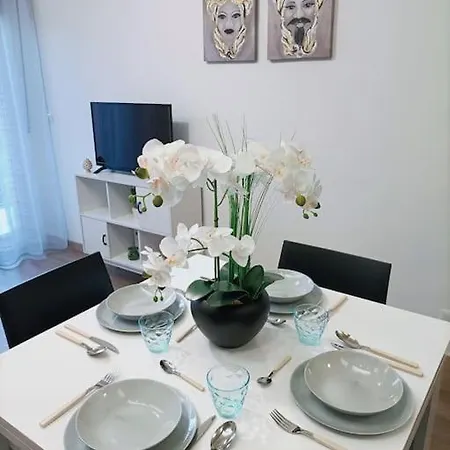 Le Tre Orchidee - Apartment *