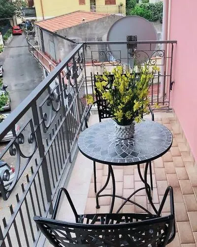 公寓 Le Tre Orchidee -